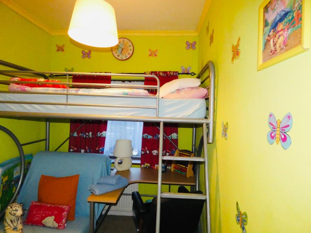 Spacious 3 Bed House With Parking & Good Transport South Norwood Exteriér fotografie