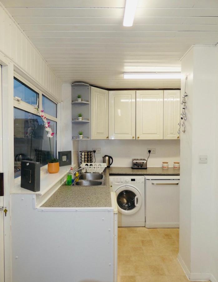 Spacious 3 Bed House With Parking & Good Transport South Norwood Exteriér fotografie