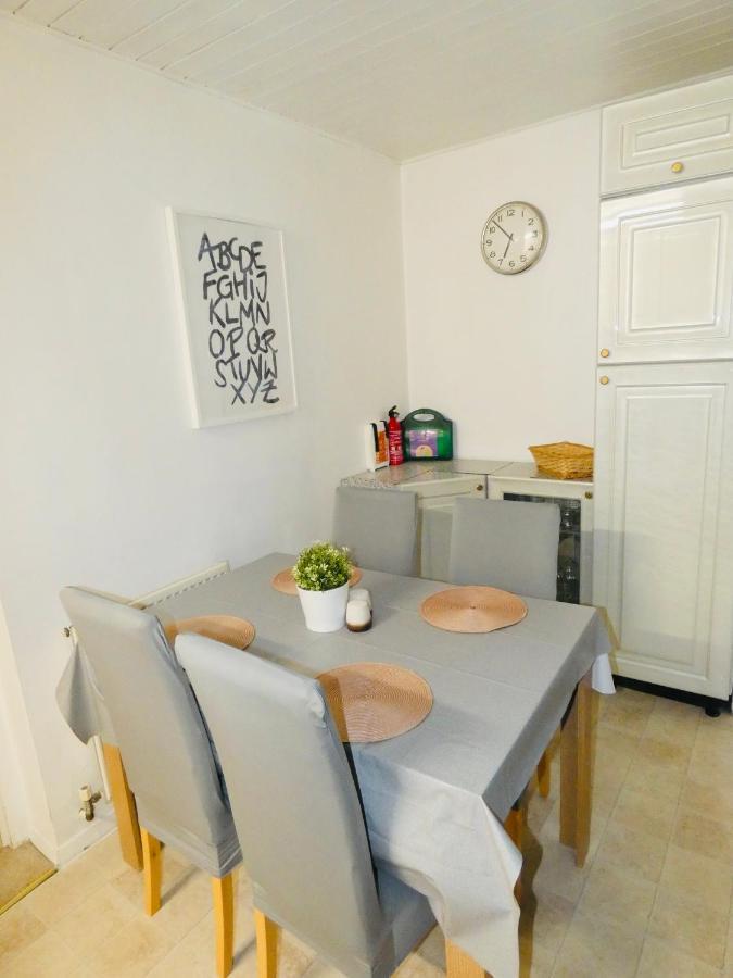 Spacious 3 Bed House With Parking & Good Transport South Norwood Exteriér fotografie